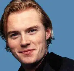 Ronan Keating débarque avec <i>Winter Songs</i> 11