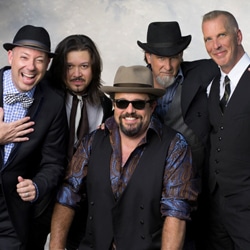 The Mavericks en concert le 7 mars 2015 au Divan du Monde 22