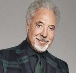 Inquiétude autour de l’état de santé de Tom Jones 4