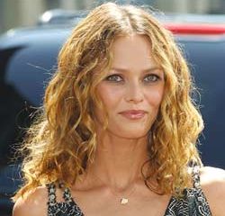 Vanessa Paradis de retour avec les Enfoirés 29