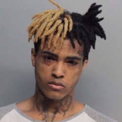 Le rappeur Xxxtentacion agressé en plein concert 4