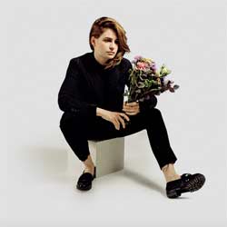 Christine and the Queens 22