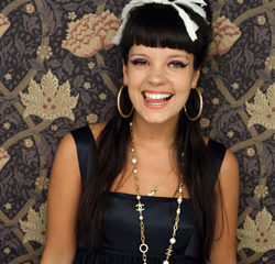 Lily Allen sort un nouveau video clip 14