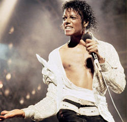 Michael Jackson joue les prolongations 8