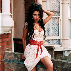 Amy Winehouse de retour avec The Specials 7