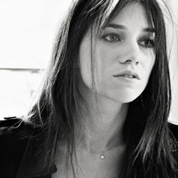 Charlotte Gainsbourg débarque avec <i>Heaven Can Wait</i> 4