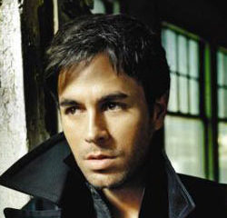 Enrique Iglesias 17