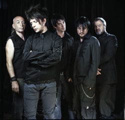 Interview du groupe Indochine 11