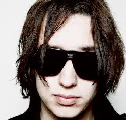 Julian Casablancas quitte les Strokes 14