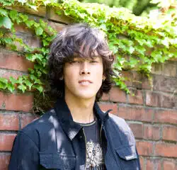 Justin Nozuka dévoile le titre "After Tonight" 14