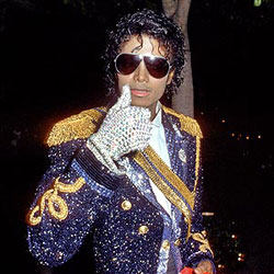 Michael Jackson recevra un Grammy Awards 4