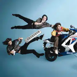 Naïve New Beaters 22