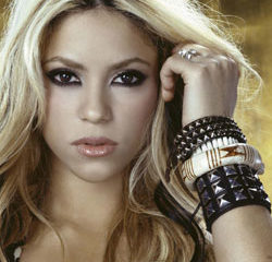 Shakira She Wolf 17