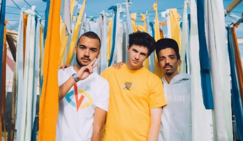 Bigflo & Oli s'associent au Dj producteur Petit Biscuit sur le single "Demain"