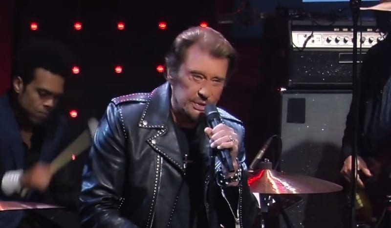 Le jour où cette star à sortie Johnny Hallyday, insolvable, de la merde