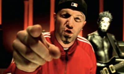 Alors qu'il se produisait avec son groupe, le chanteur de Limp Bizkit a été victime d'une agression en plein concert