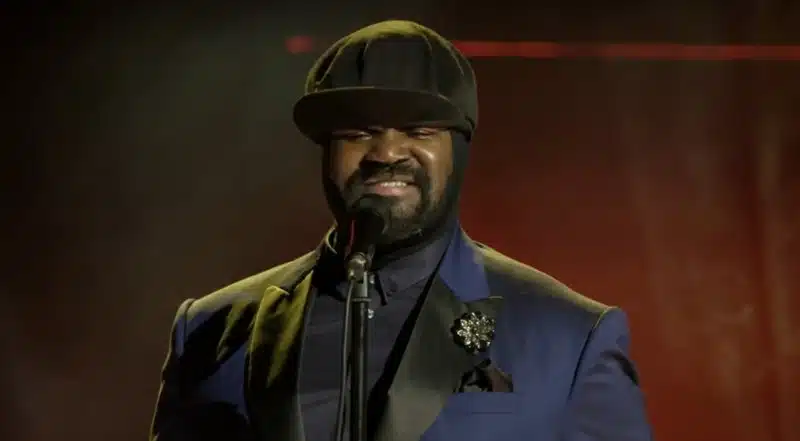 Gregory Porter est de retour avec son tout premier album live, enregistré au Royal Albert Hall de Londres