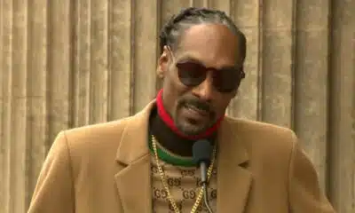 Ce lundi 19 novembre, Snoop Dogg a tenu à se rendre un hommage vibrant dans une allocution pleine d'ironie
