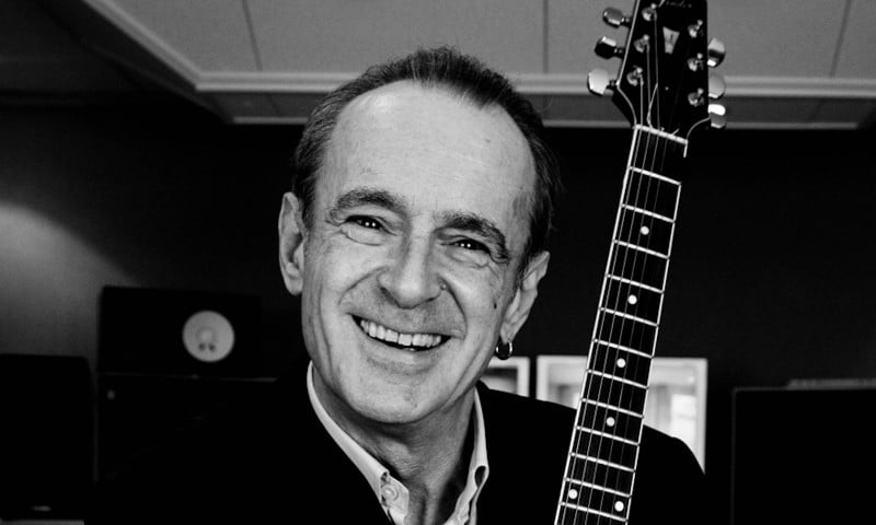 Francis Rossi de Status Quo de retour avec un album, un livre et une tournée