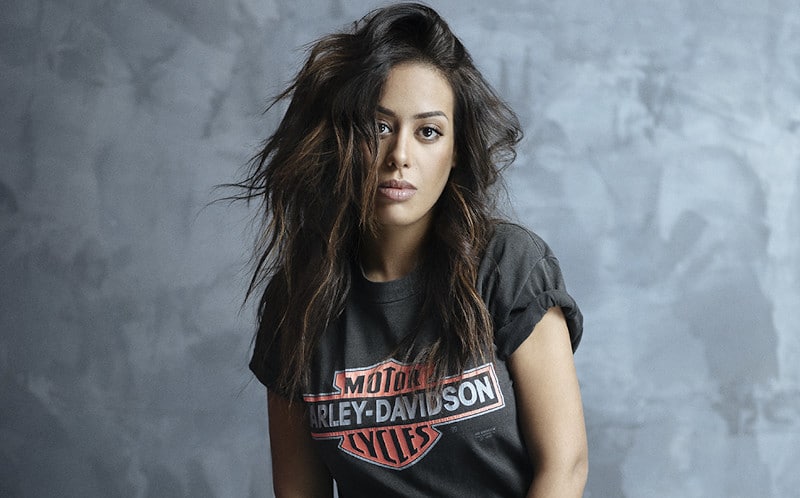 Amel Bent dévoile son nouvel album studio « Demain »