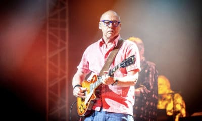 Mark Knopfler : Papy fait de la résistance à Guitare en Scène