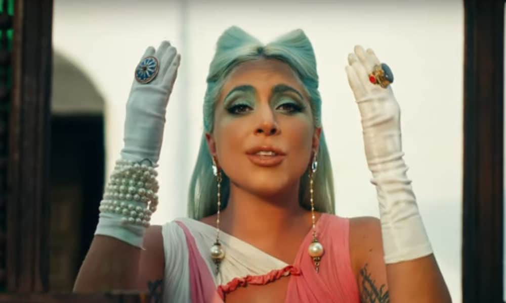 Lady Gaga dévoile le clip du single 911