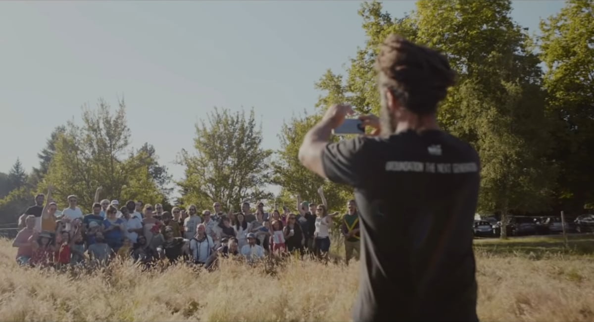 Danakil dévoile le clip de « La Famille »