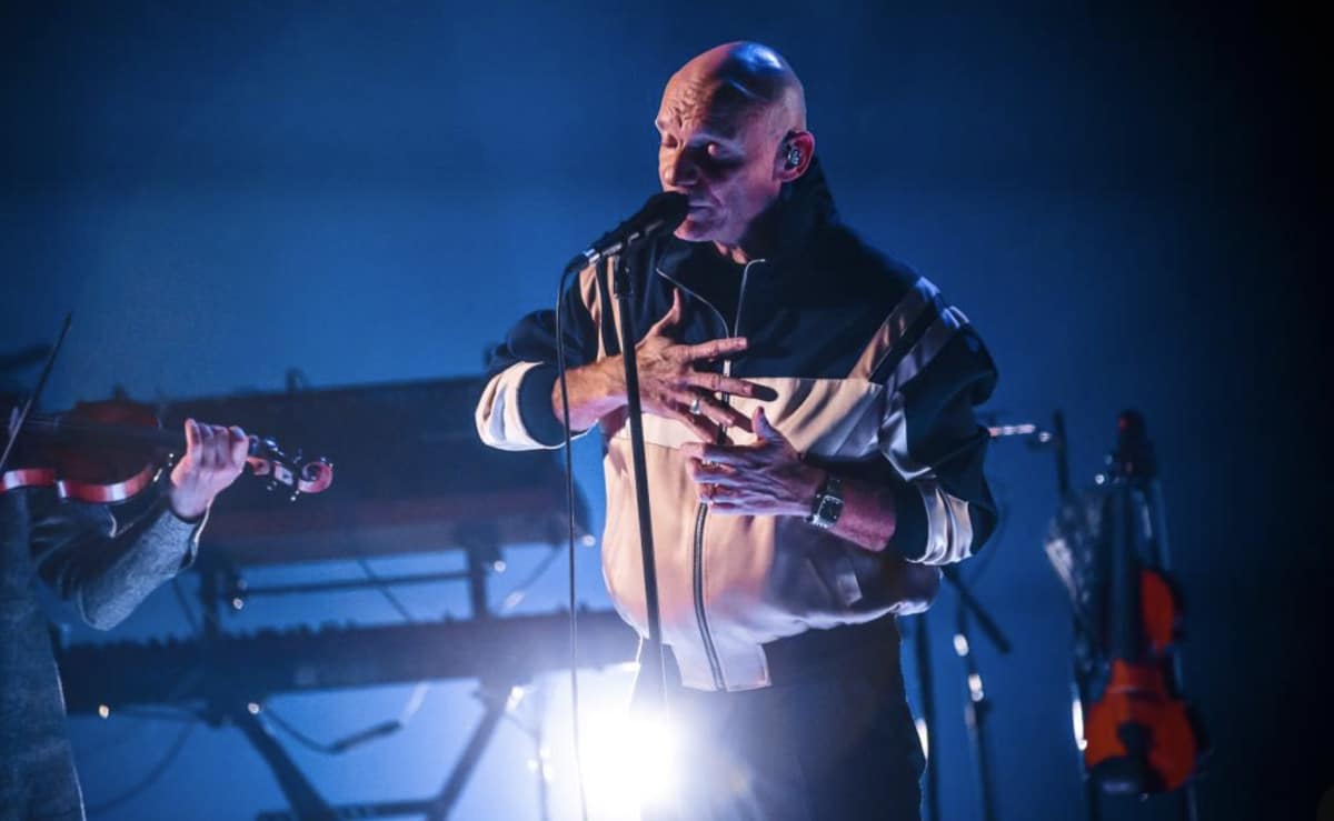 Louise Attaque invité de "Basique, le concert"