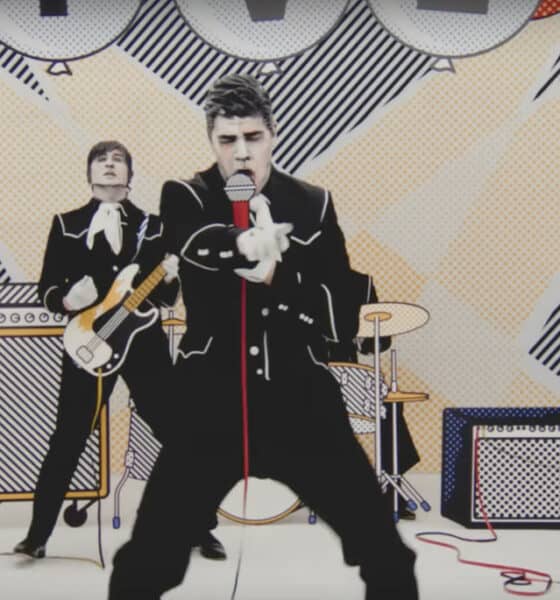 THE HIVES Paint a Picture