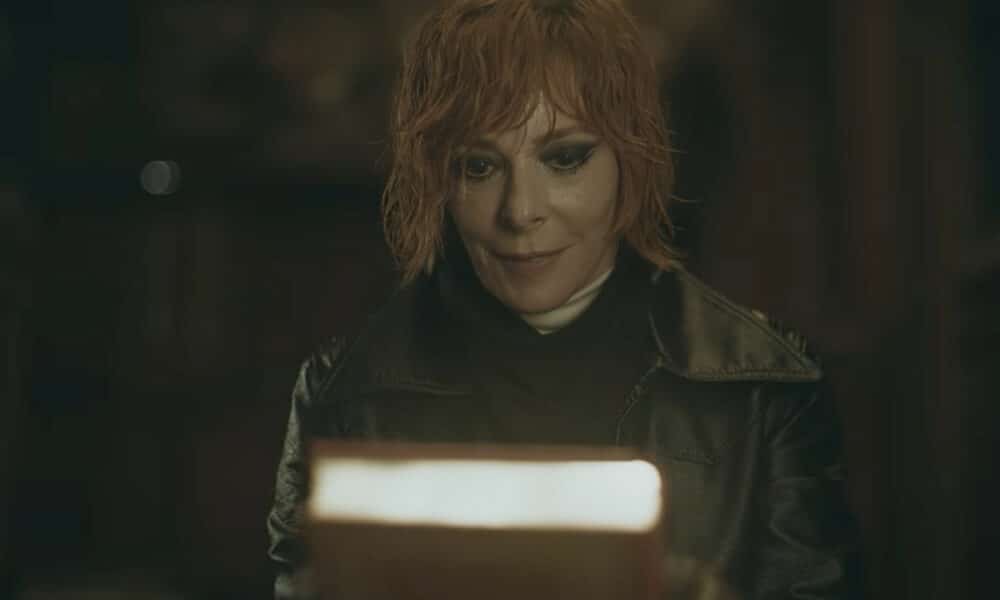 Mylène Farmer “Des lols et des quoi”